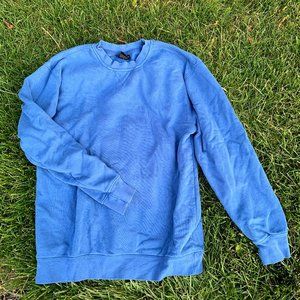 Blue crew neck sweatshirt